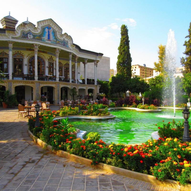 Photo: عکس زیبا از عمارت شاپوری شیراز
