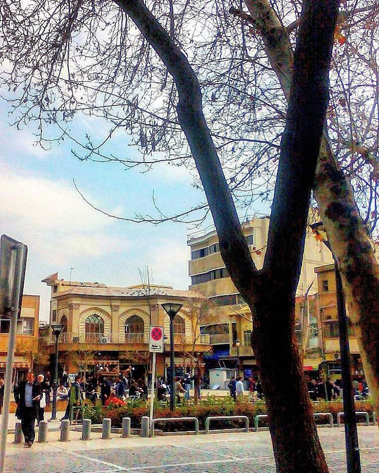 Photo: ناصرخسرو از خیابانهای مرکزی تهران
