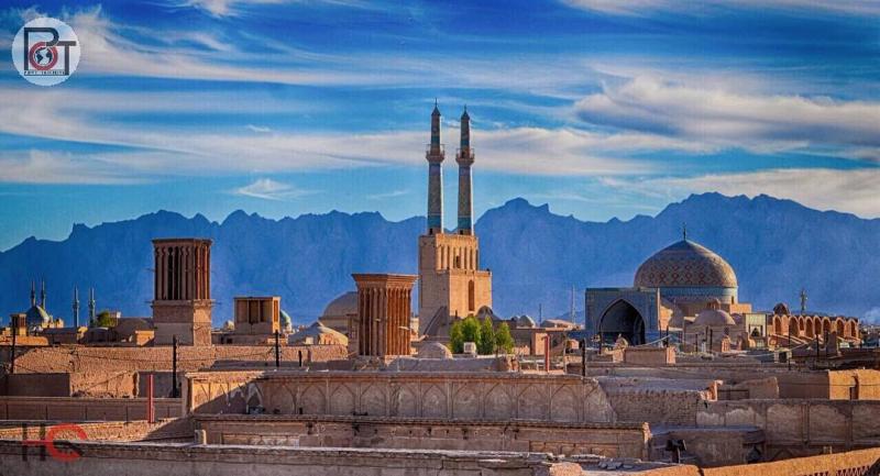 Photo: نمایی زیبا از بادگیرها و ساختمان های تاریخی شهر یزد
