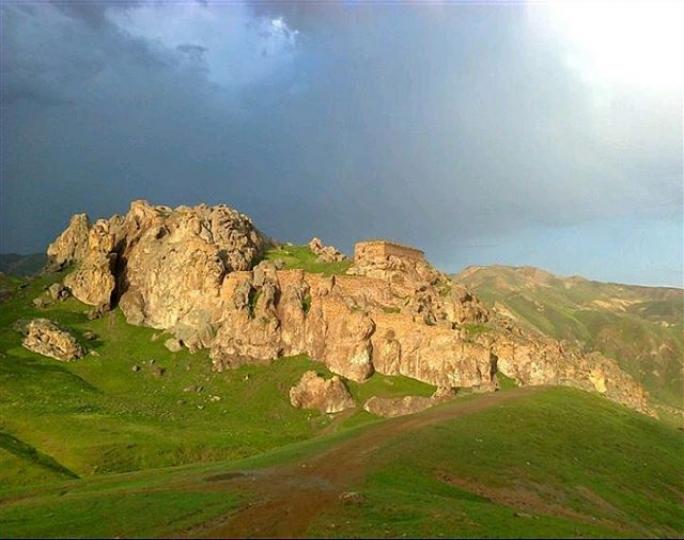 Photo: عکس زیبا از قیزقالاسی یا قلعه دختر ، آذربایجان-شرقی