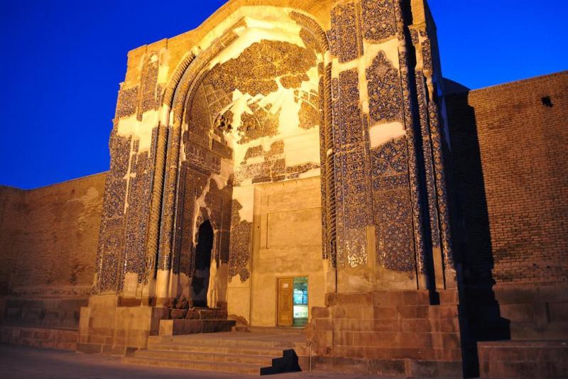 Photo: عکس ورودی مسجد آبی تبریز