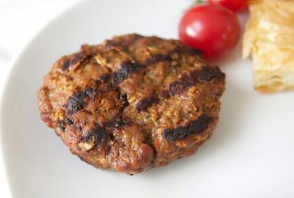 Photo: نحوه  تهیه کباب صرب ترکیب گوشت و سوسیس 