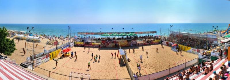 Photo: beach sports in Illichivsk , some times i play volleyball in shore :)