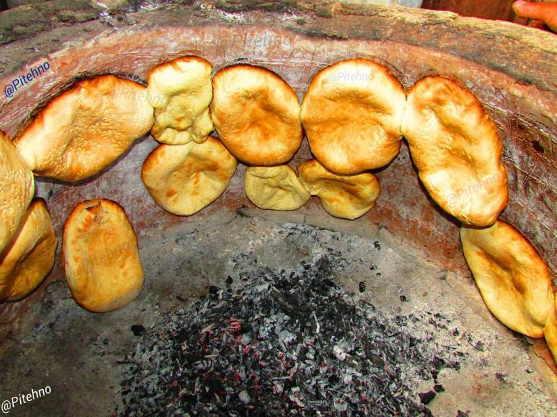 Photo: Traditional Breads from north of Iran Pitehno Mazandaran