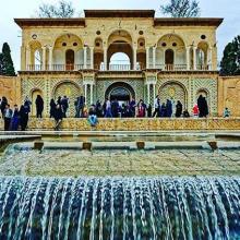 نمای در ورودی باغ تاریخی شاهزاده ، ماهان ، کرمان