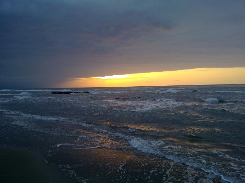 Photo: غروب زیبای خورشید (ساحل دریای خذر)