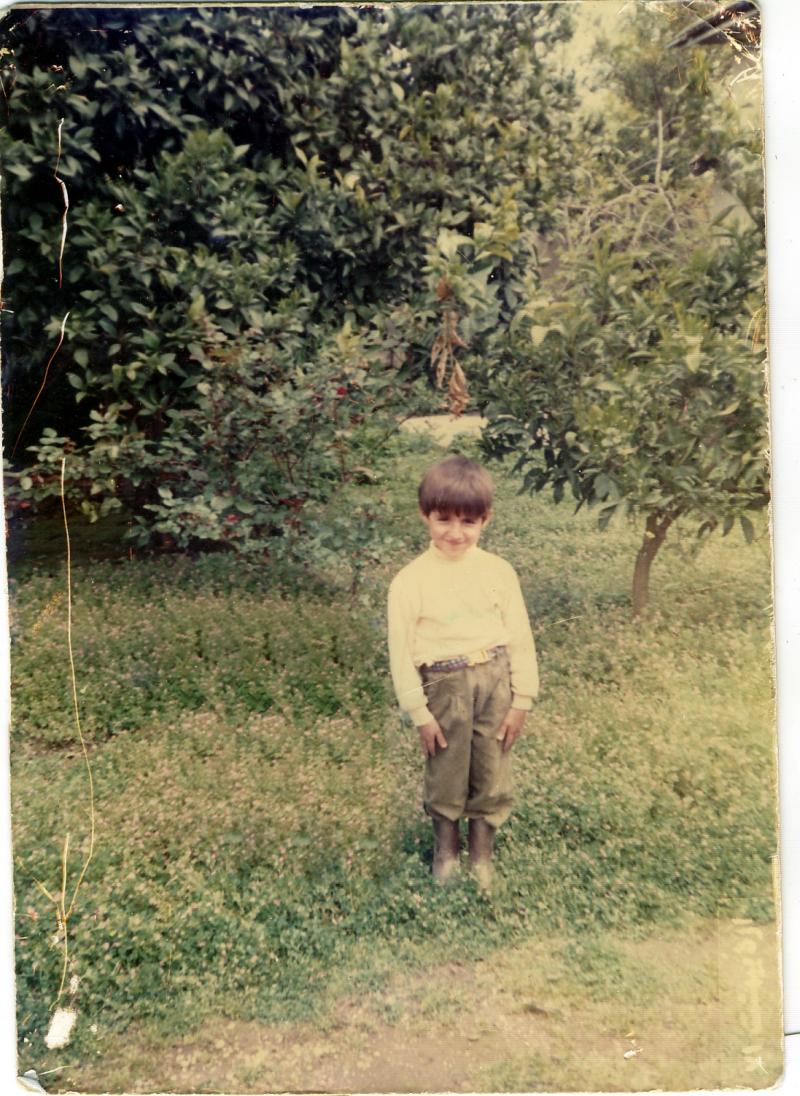 Photo: وحید در 6 سالگی