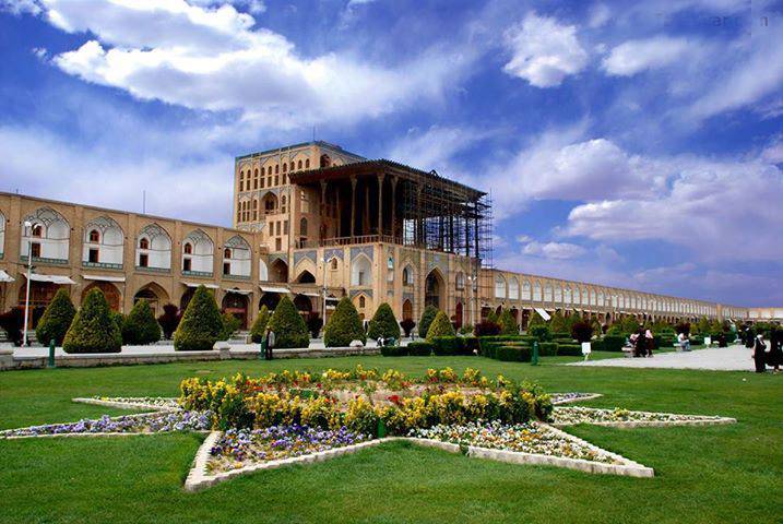Photo: نمای بسیار زیبای کاخ عالی قاپو اصفهان