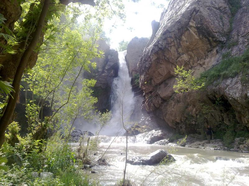 Photo: آبشار زیبای شلماش ( ابشار شلماش )