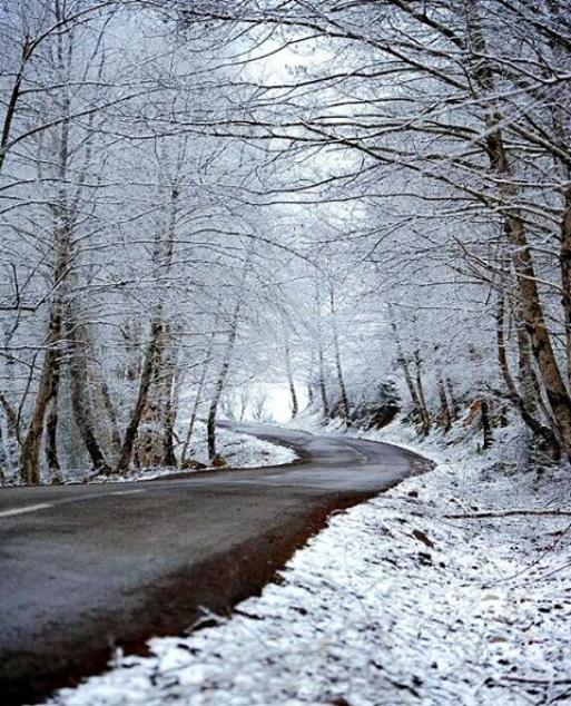 جاده ی زیبای برفی،گیلان