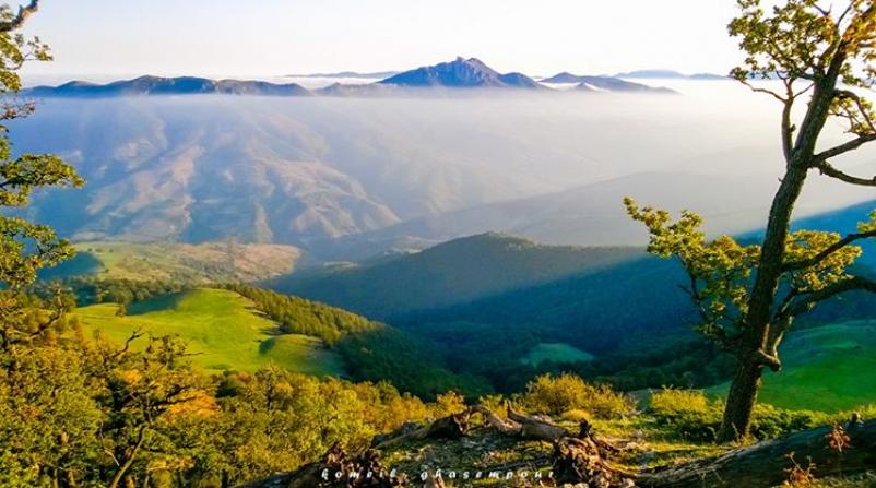 عکسی زیبا از ارتفاعات پارک ملی کیاسر ، مازندران
