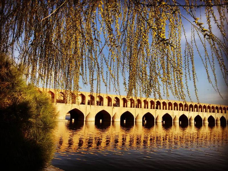 عکس زیبا از سی و سه پل اصفهان