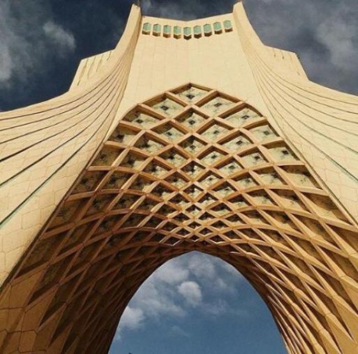 عکس زیبا از برج آزادی تهران