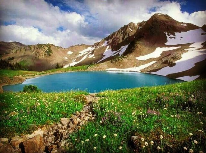دریاچه زیبا در بالای کوه ، میانه ، آذربایجان شرقی