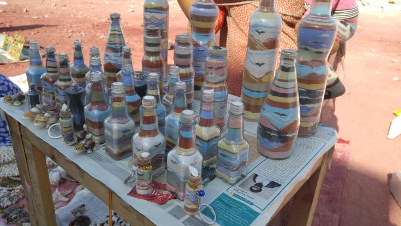 Hormoz colorful sands handicrafts