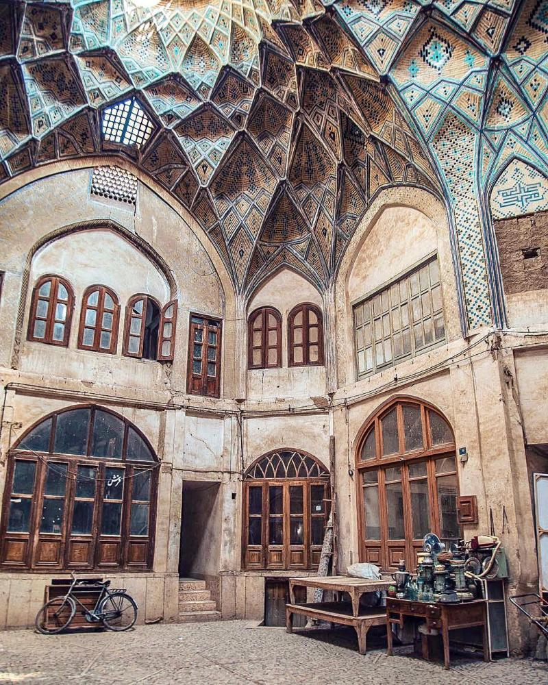 Travel To Kashan historical Bazar in Isfahan Iran