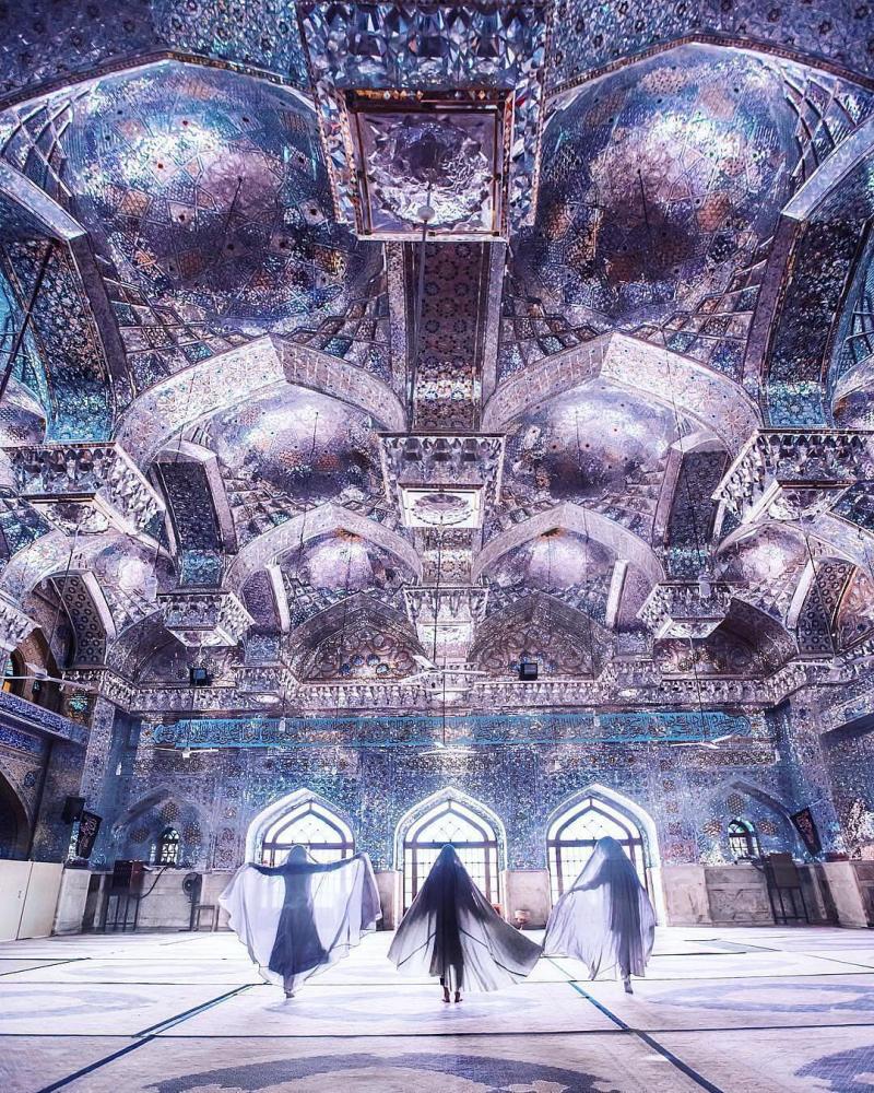 Travel to Seyed Ala-edin Hossein Shrine of Shiraz in Iran