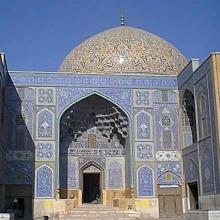 عکس از نمای بیرونی مسجد شیخ لطف الله اصفهان