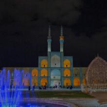 میدان امیر چخماق در شب -یزد
