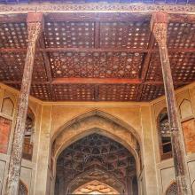image of نمایی زیبا از کاخ هشت بهشت اصفهان 