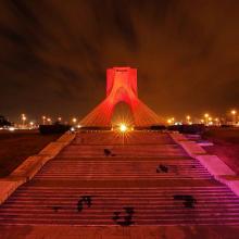 عکس زیبا از میدان و برج آزادی در شب ، تهران