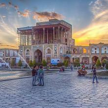 Ali Qapu ( Ali qapoo ) Grand place in Isfahan